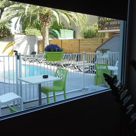 Hotel Le Majestic Canet Plage Exteriör bild