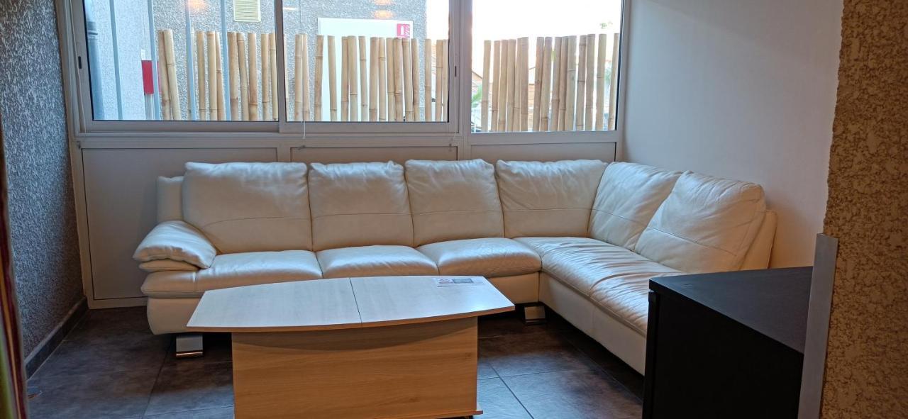 Hotel Le Majestic Canet Plage Exteriör bild
