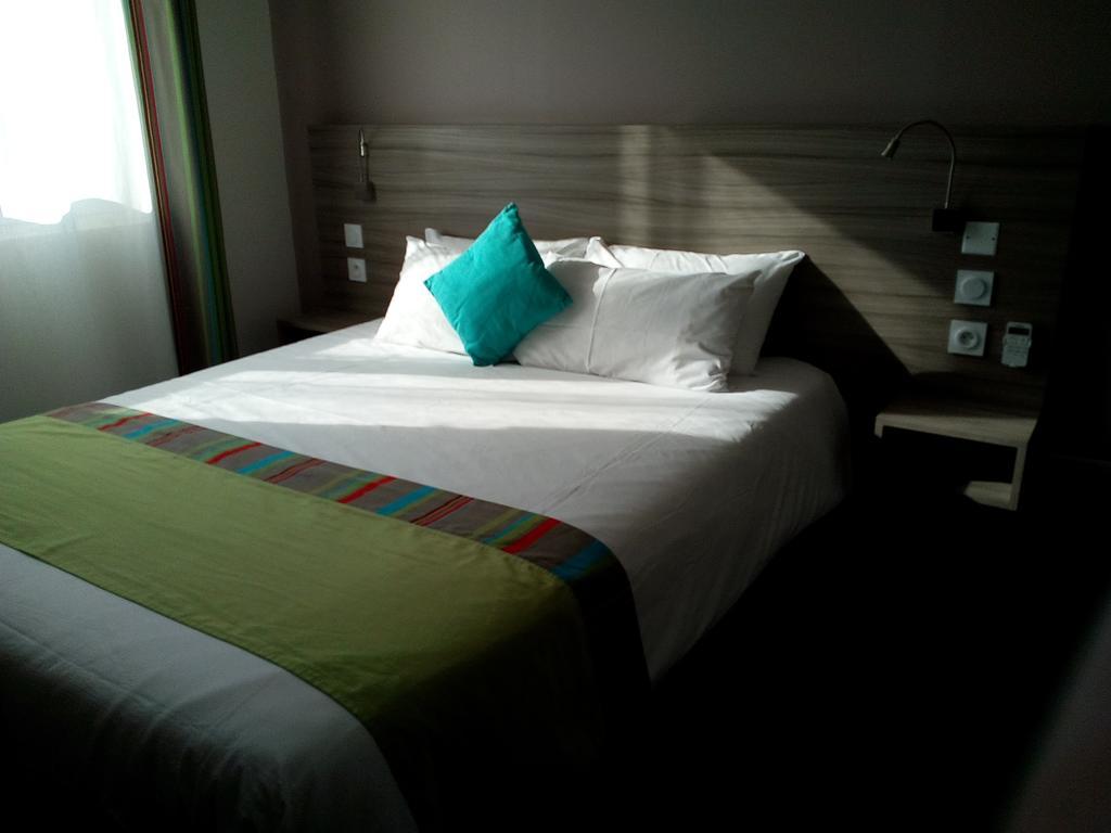 Hotel Le Majestic Canet Plage Exteriör bild